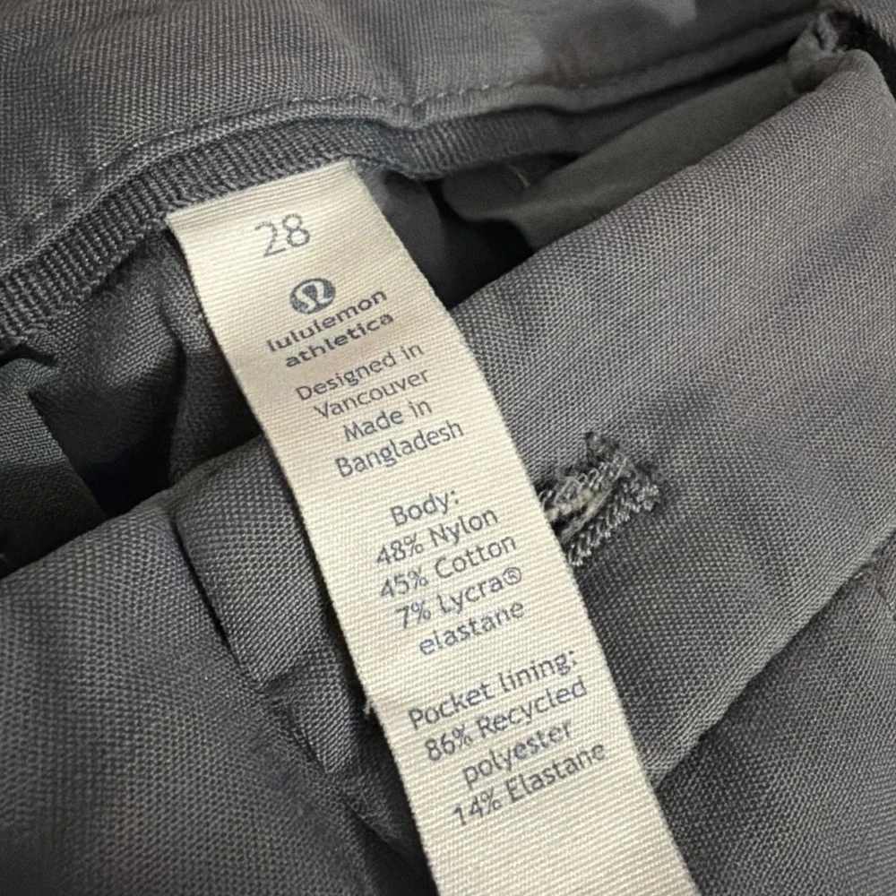 Lululemon Men's Gray 28x28 Dress Casual Golf Pants Stretch Comfort